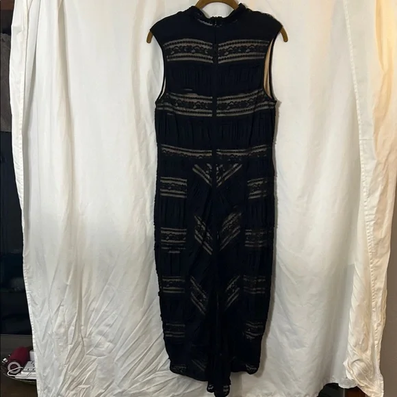 VENUS Black High Low Lace Dress - Picture 5 of 16